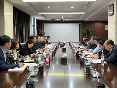 東湖區人民政府一行到集團開(kāi)展座談交流