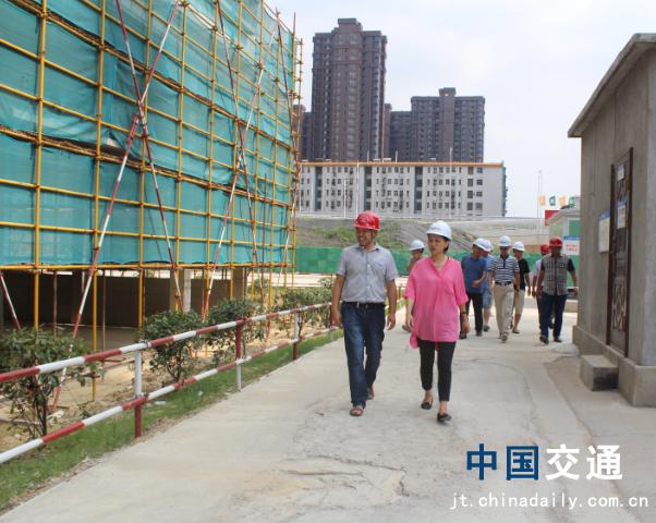 南昌市質(zhì)監站領(lǐng)導蒞臨象湖隧道、九洲高架安置房項目檢查指導工作