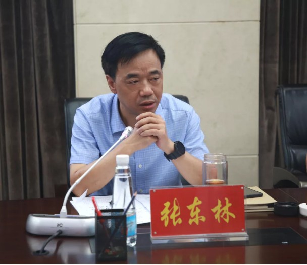 南昌城投集團召開(kāi)安全生產(chǎn)及疫情防控專(zhuān)題部署會(huì )