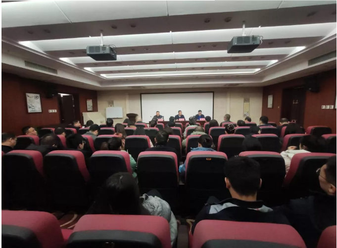 市國資委黨史學(xué)習教育第四巡回指導組到南昌城投集團開(kāi)展黨史學(xué)習教育評估工作