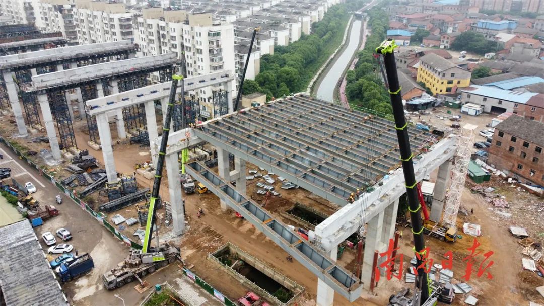 李紅軍調研重點(diǎn)建設項目推進(jìn)情況