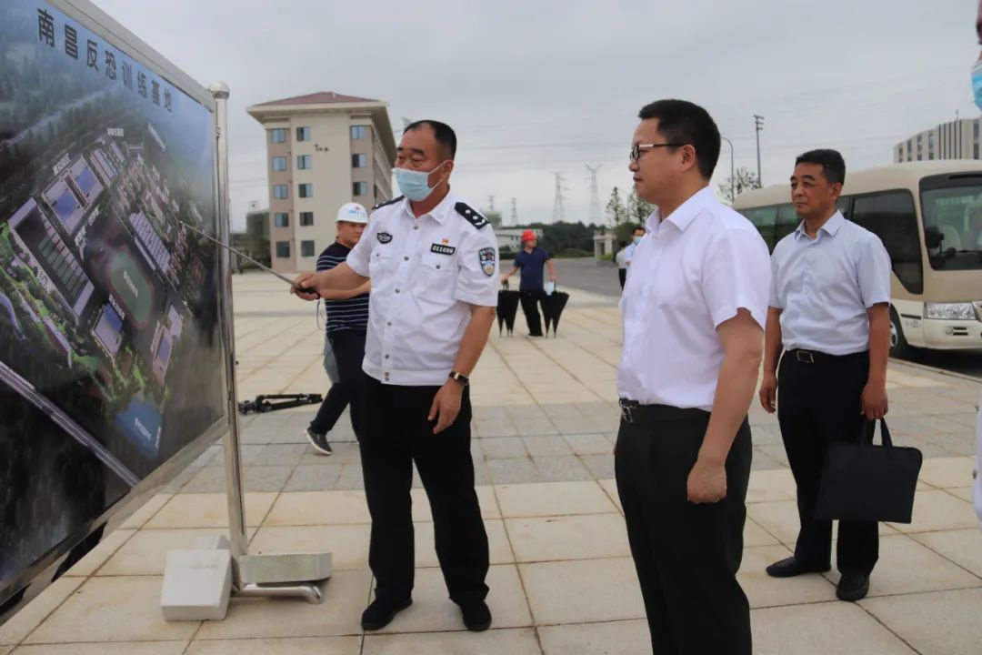 凝心聚力打造全國一流反恐訓練基地 吳建平實(shí)地督導調度“胡子工程”攻堅銷(xiāo)號